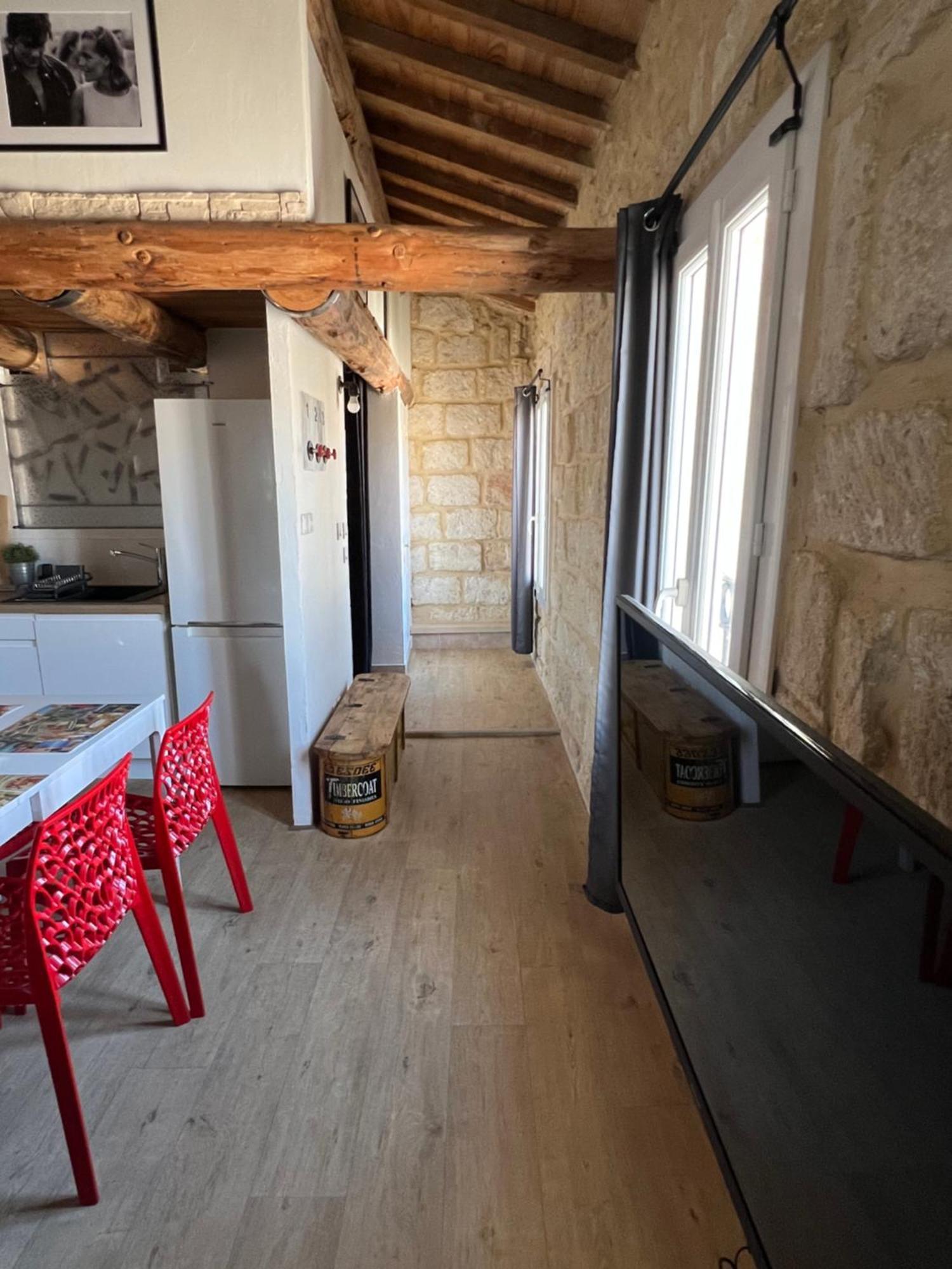 Lou Mireio Apartment Aigues-Mortes Exterior photo
